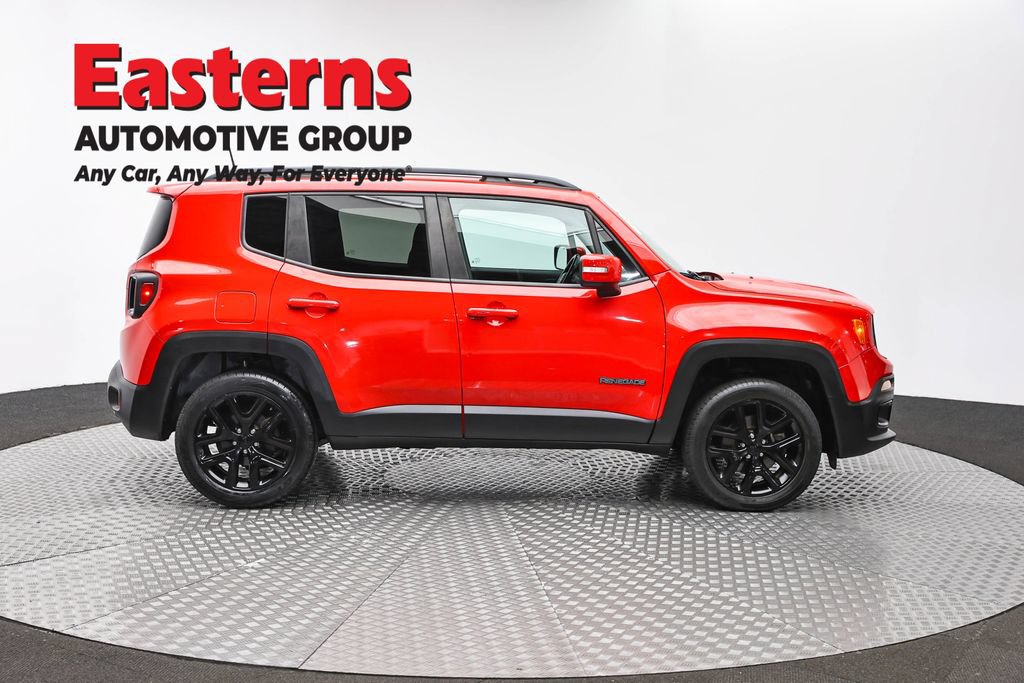Used 2018 Jeep Renegade Altitude AWD/4WD image 4