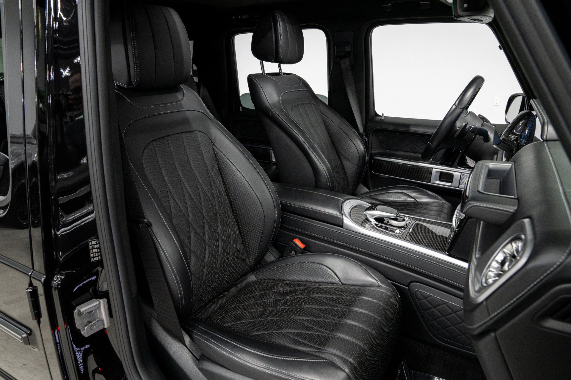 Used 2022 Mercedes-Benz G 550 image 23