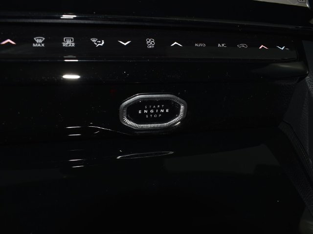 New 2026 Jeep Grand Cherokee Altitude AWD/4WD image 18
