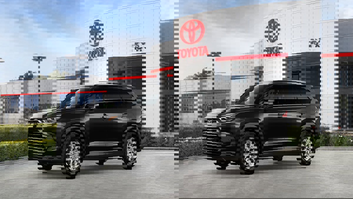 New 2026 Toyota Grand Highlander XLE image 2