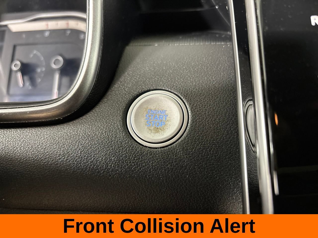 Used 2023 Hyundai Santa Cruz SEL AWD/4WD image 16