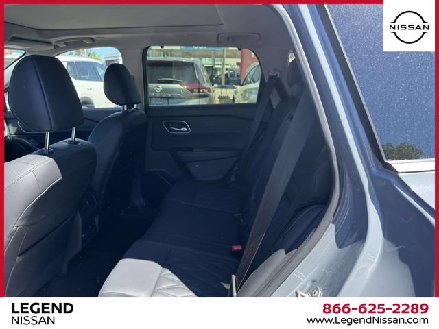 Used 2023 Nissan Rogue Platinum w/ Platinum Premium Package AWD/4WD image 12