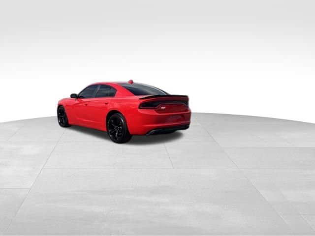 Used 2018 Dodge Charger R/T image 3