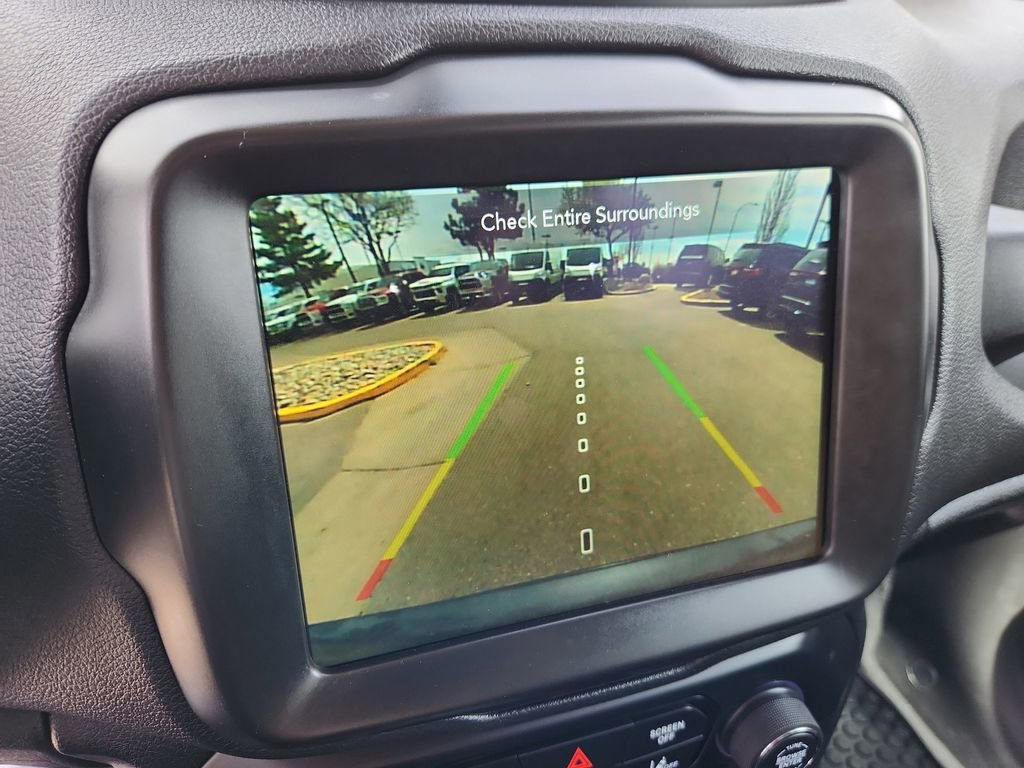 Certified 2023 Jeep Renegade Latitude image 21