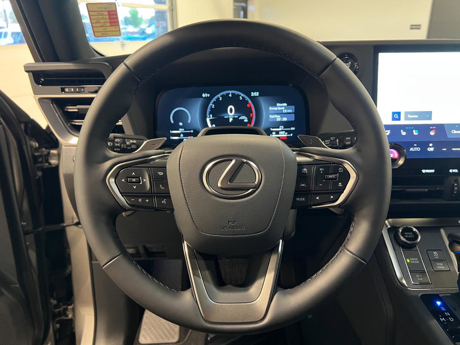 Used 2026 Lexus GX 550 w/ Accessory Package (2T) image 11