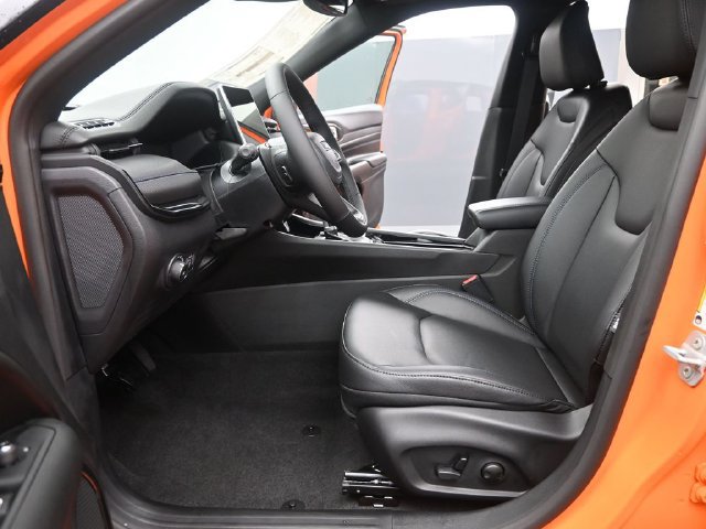 New 2026 Jeep Compass Limited w/ Sun, Sound & Navigation Group AWD/4WD image 10