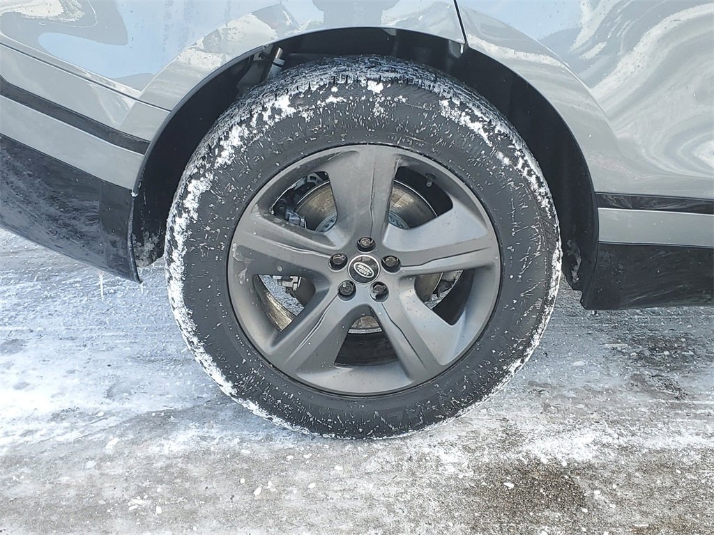 Used 2024 Land Rover Range Rover Velar Dynamic SE image 5