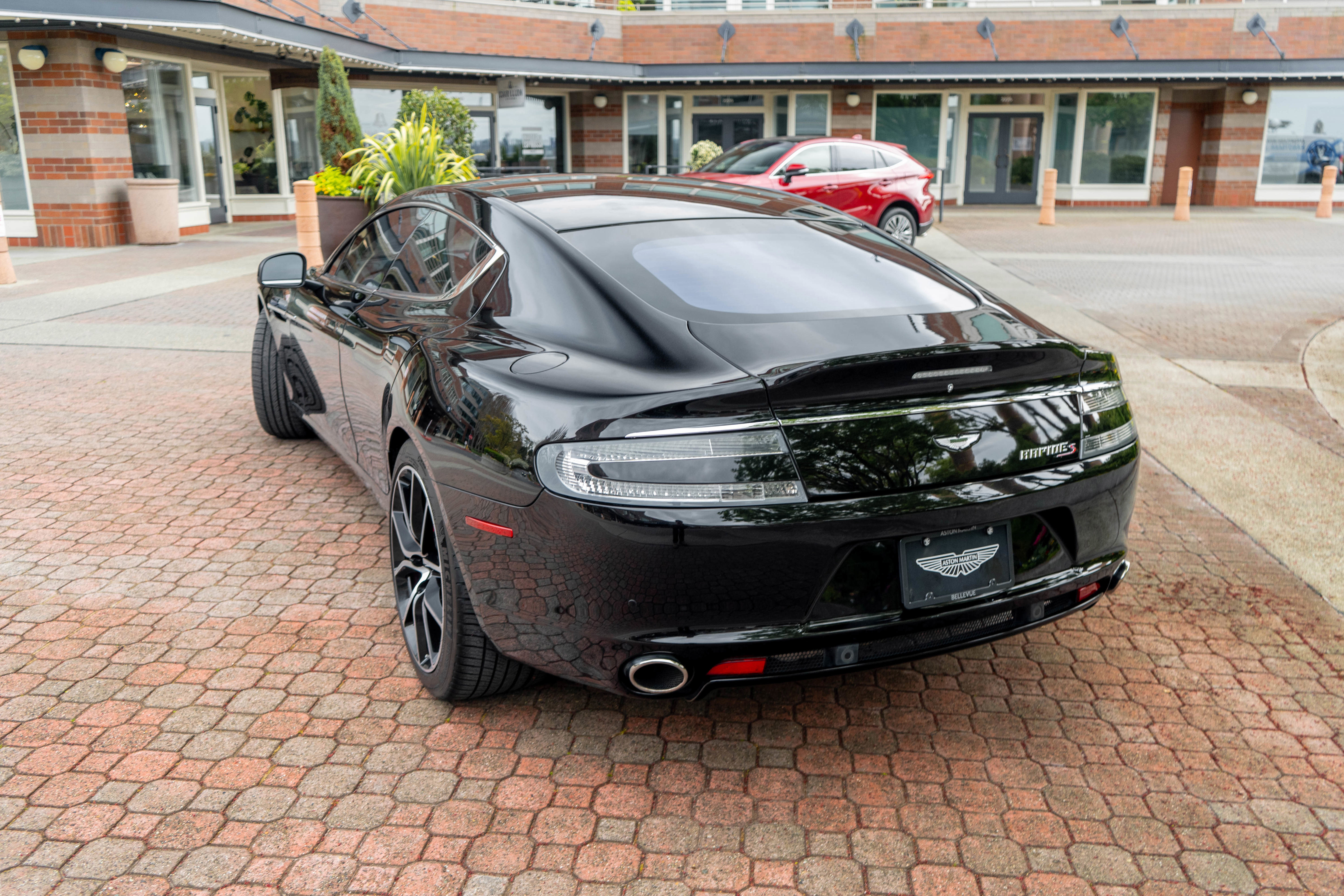 Used 2016 Aston Martin Rapide S RWD image 40