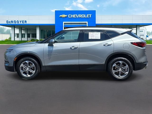 Used 2023 Chevrolet Blazer LT w/ Convenience Package AWD/4WD image 10
