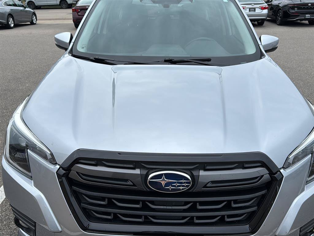 Used 2022 Subaru Forester Limited w/ Popular Package #3 AWD/4WD image 3