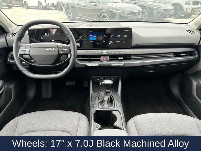 Used 2025 Kia K4 EX image 30