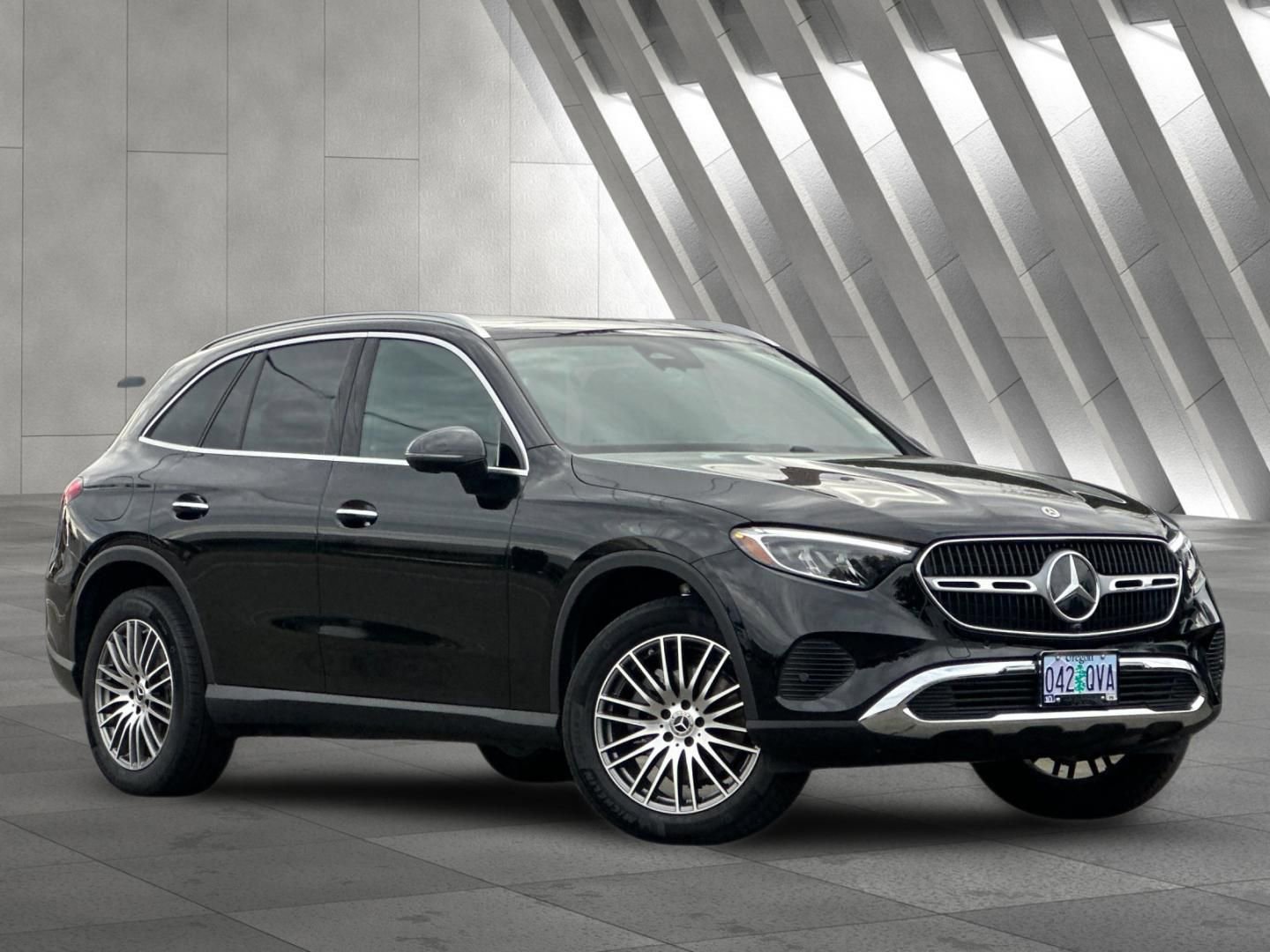 Certified 2026 Mercedes-Benz GLC 300 4MATIC image 2