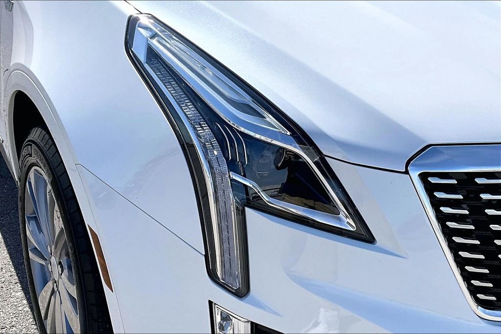 Certified 2025 Cadillac XT5 Premium Luxury image 29