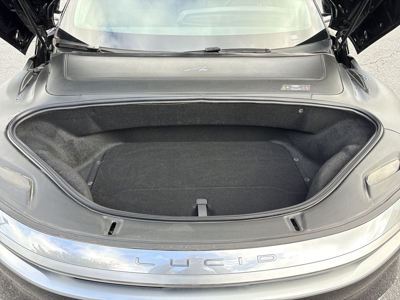 Used 2025 Lucid Air Touring AWD/4WD image 27