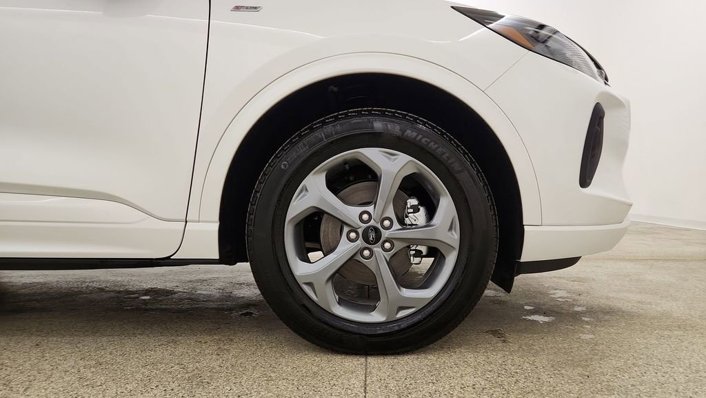 New 2024 Ford Escape ST-Line Select image 12