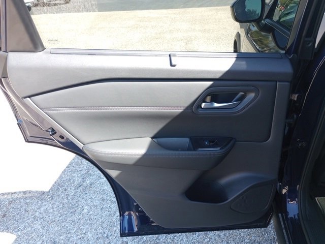 New 2026 Nissan Rogue SV image 11