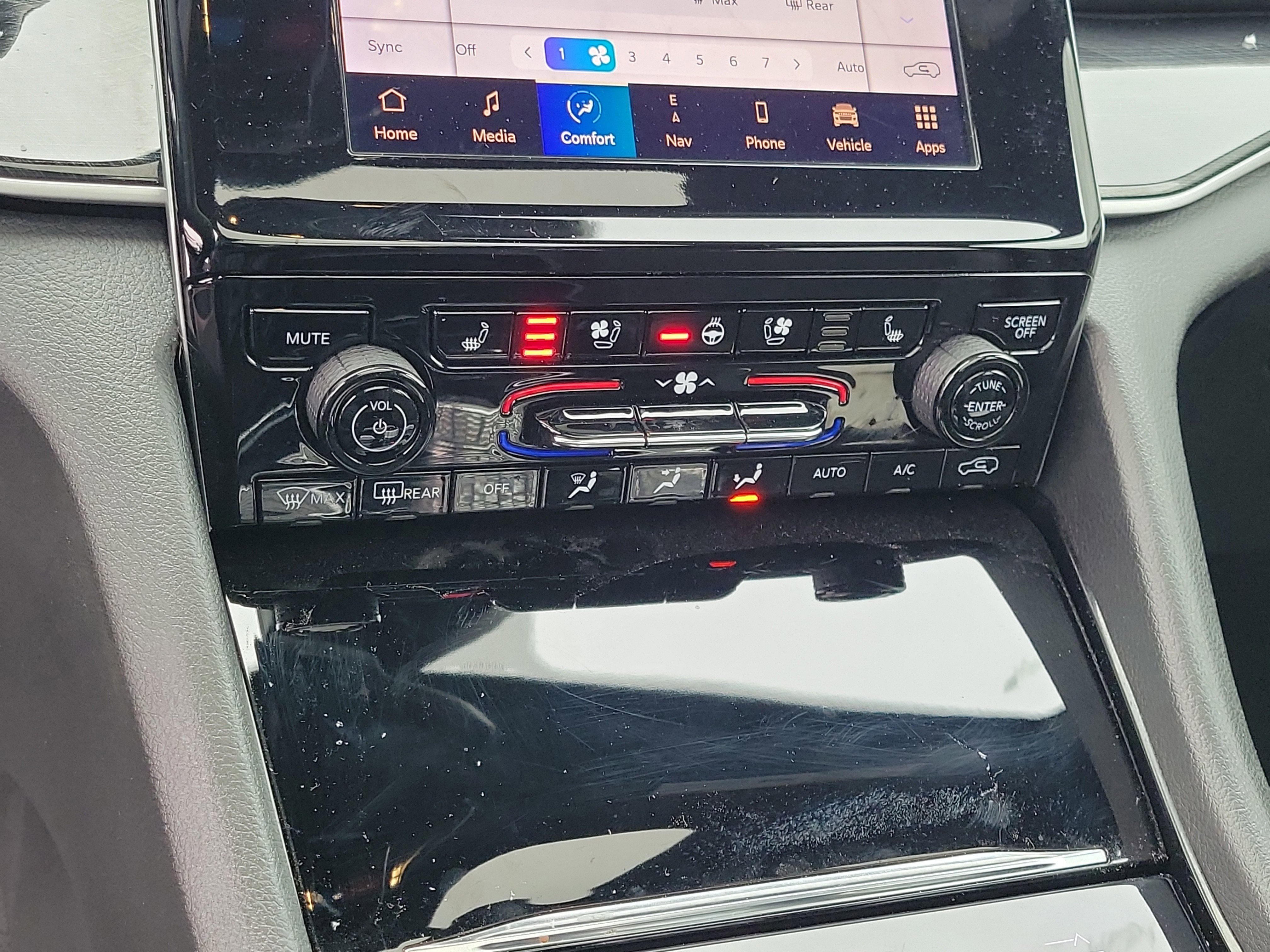 Used 2022 Jeep Grand Cherokee Trailhawk w/ ADV Protech Group II image 27