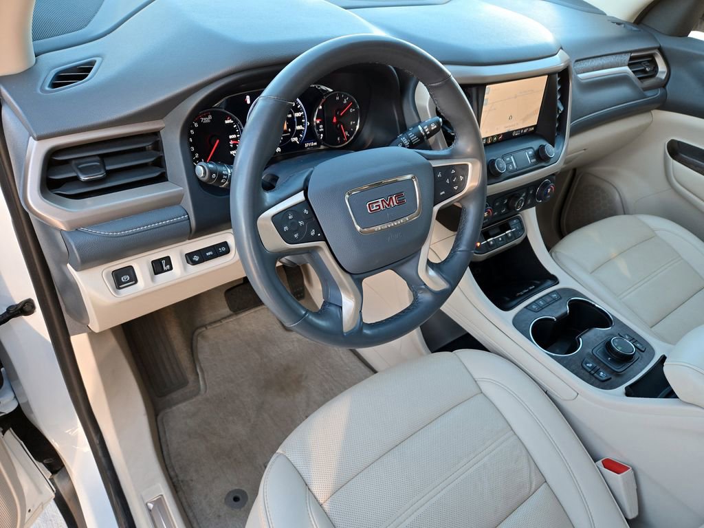 Used 2023 GMC Acadia Denali FWD image 11