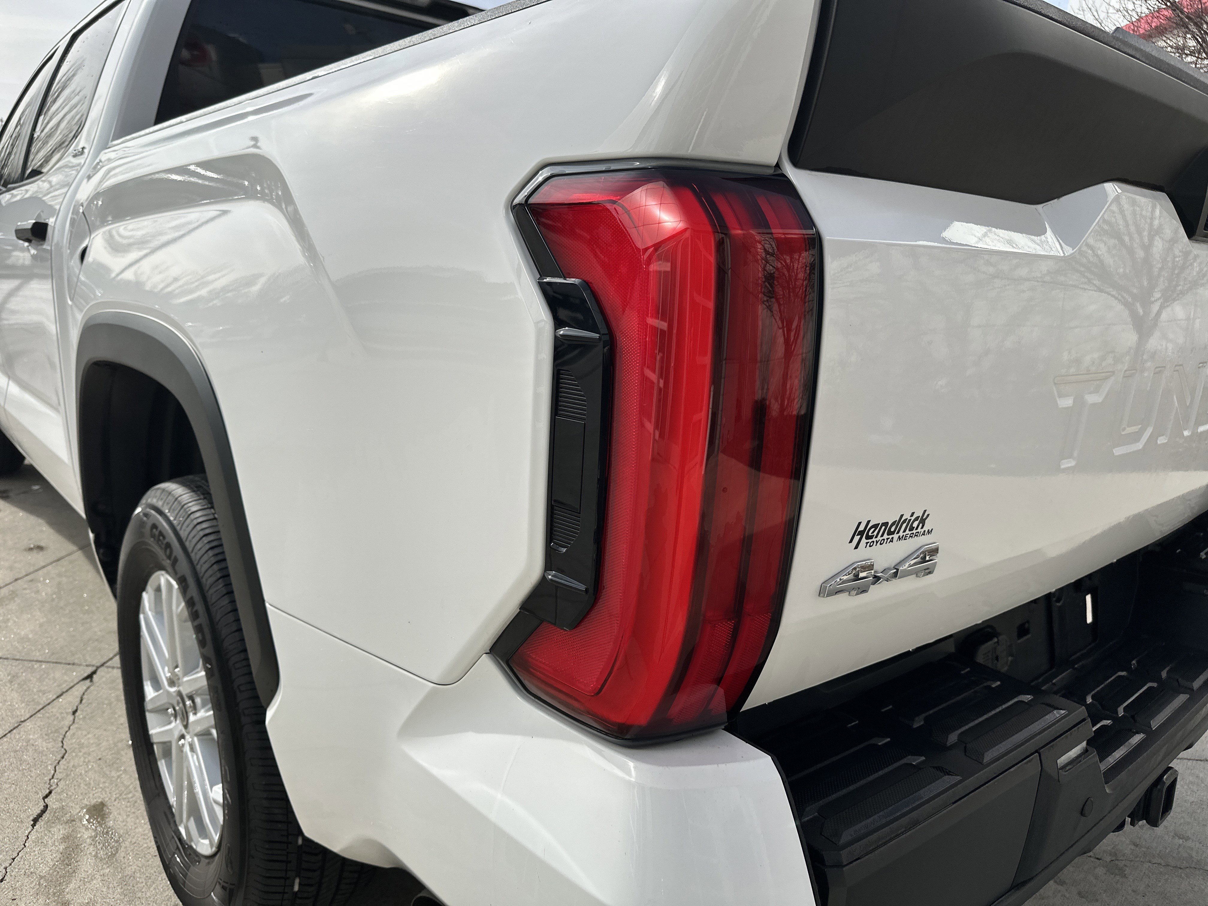 Used 2024 Toyota Tundra SR5 w/ SR5 Convenience Package image 12