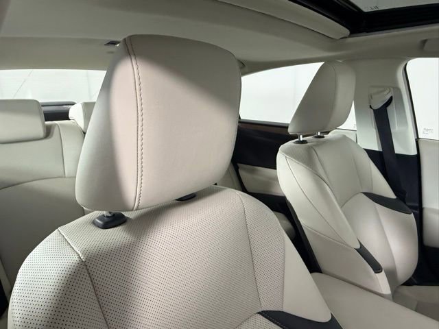 Certified 2025 Lexus ES 300h 300h w/ Premium Package image 30