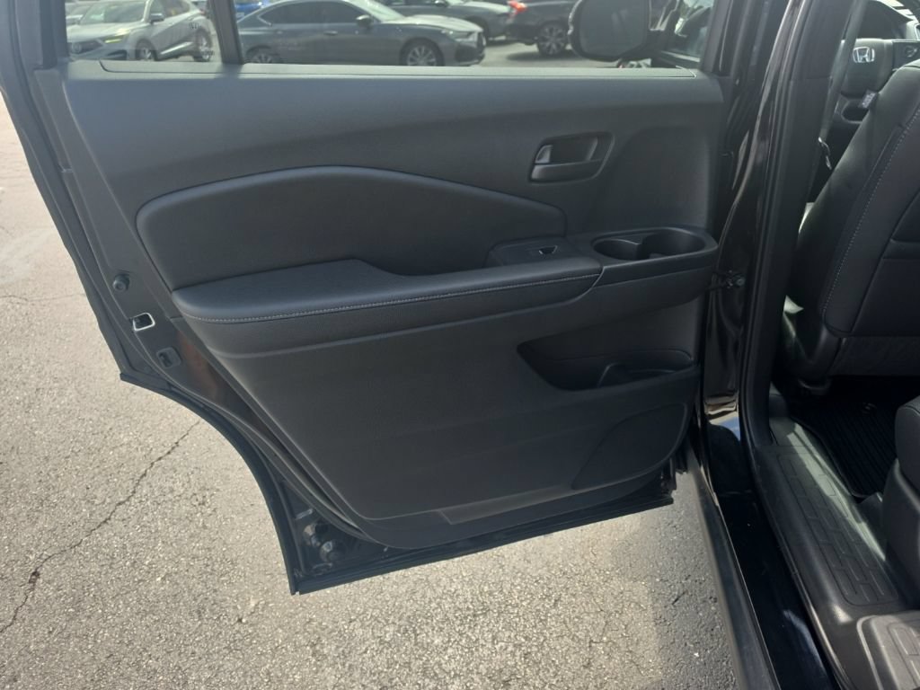 Used 2023 Honda Passport EX-L image 27