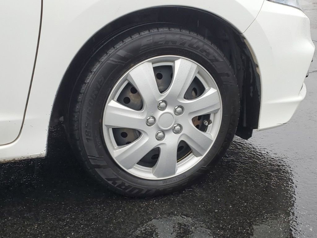 Used 2013 Honda Insight image 9