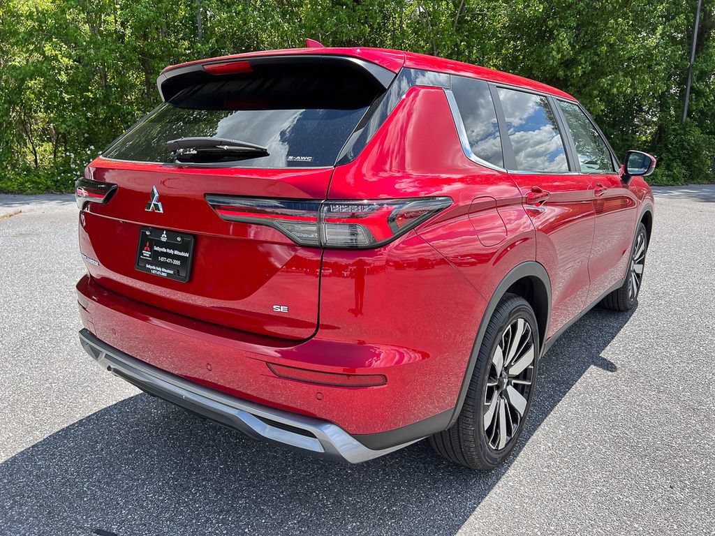 New 2026 Mitsubishi Outlander SE AWD/4WD image 6