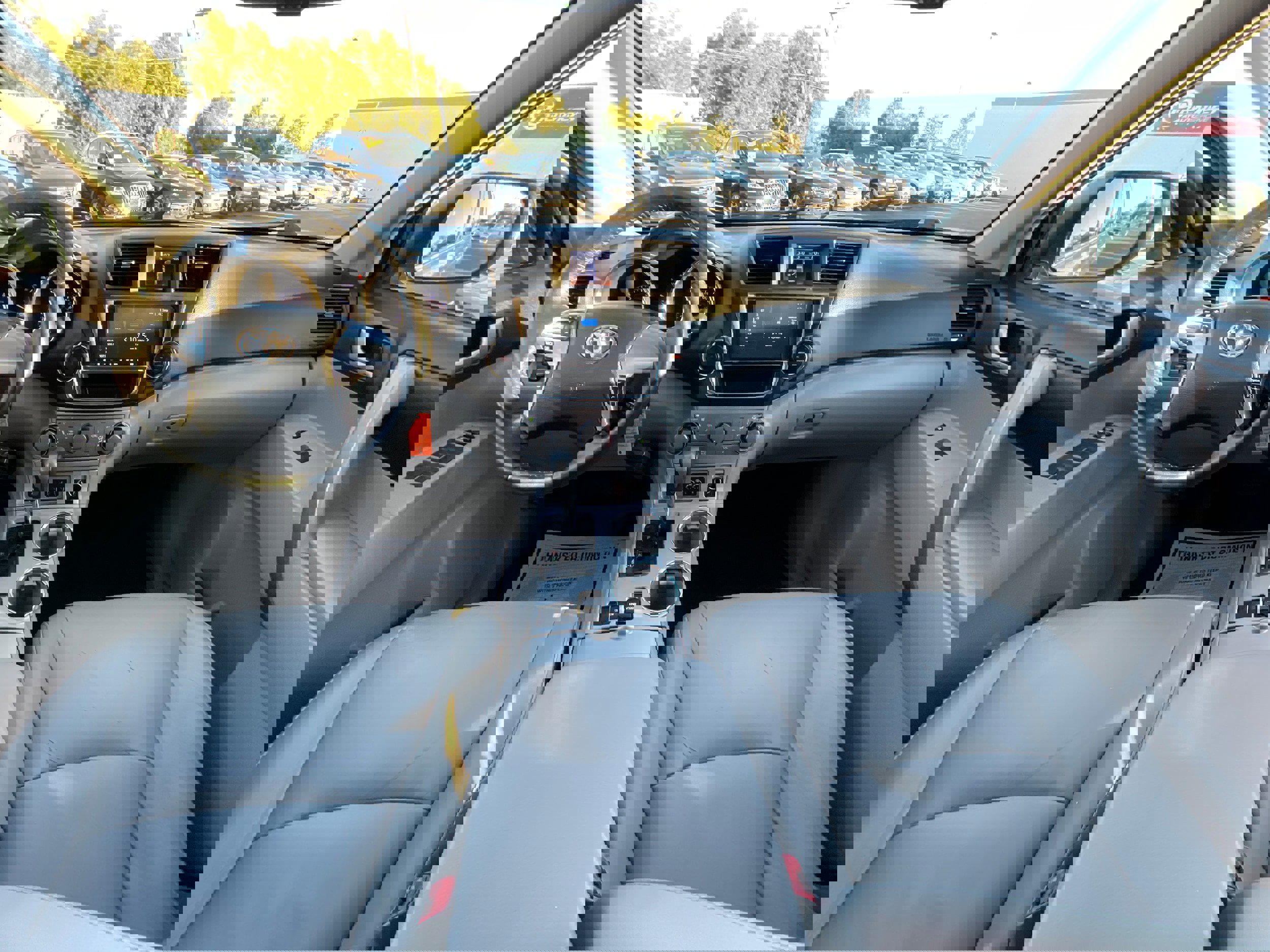 Used 2013 Toyota Highlander SE image 21