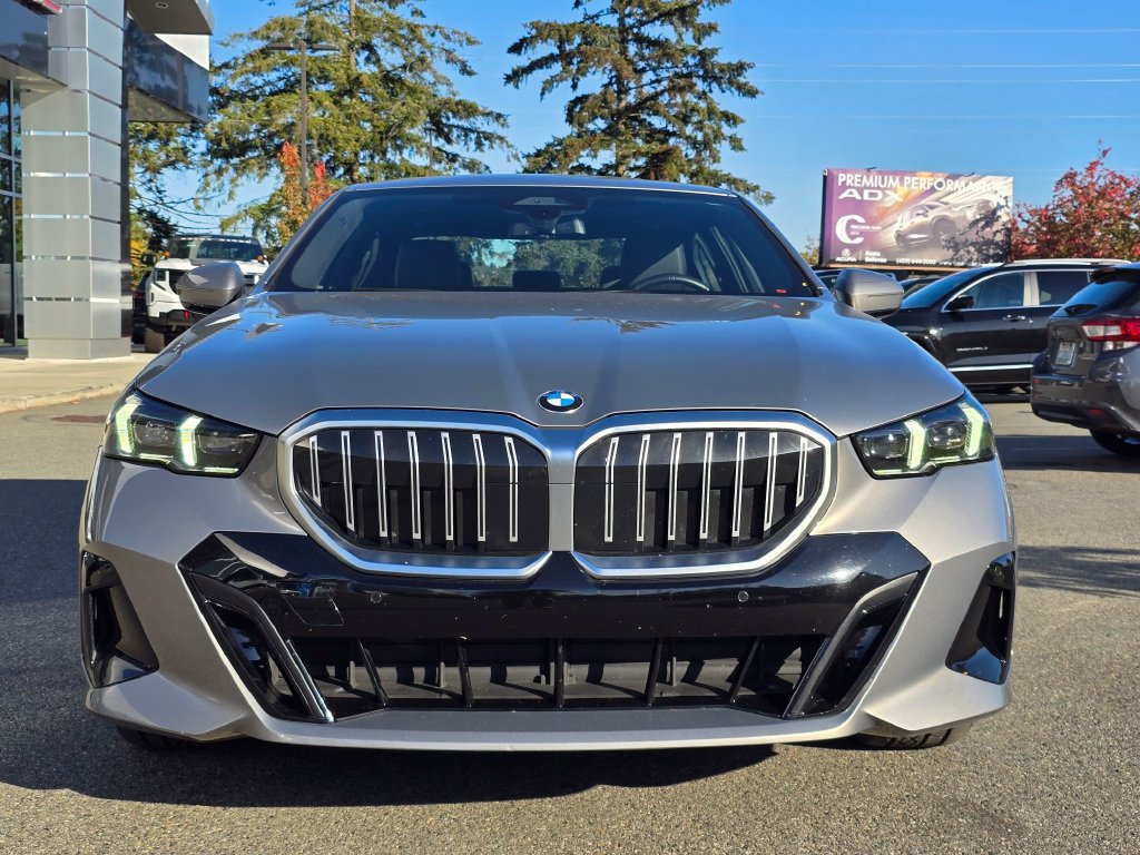 Used 2024 BMW 530i w/ M Sport Package RWD image 8