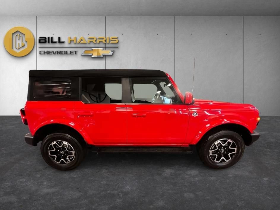 Used 2023 Ford Bronco Outer Banks AWD/4WD image 10