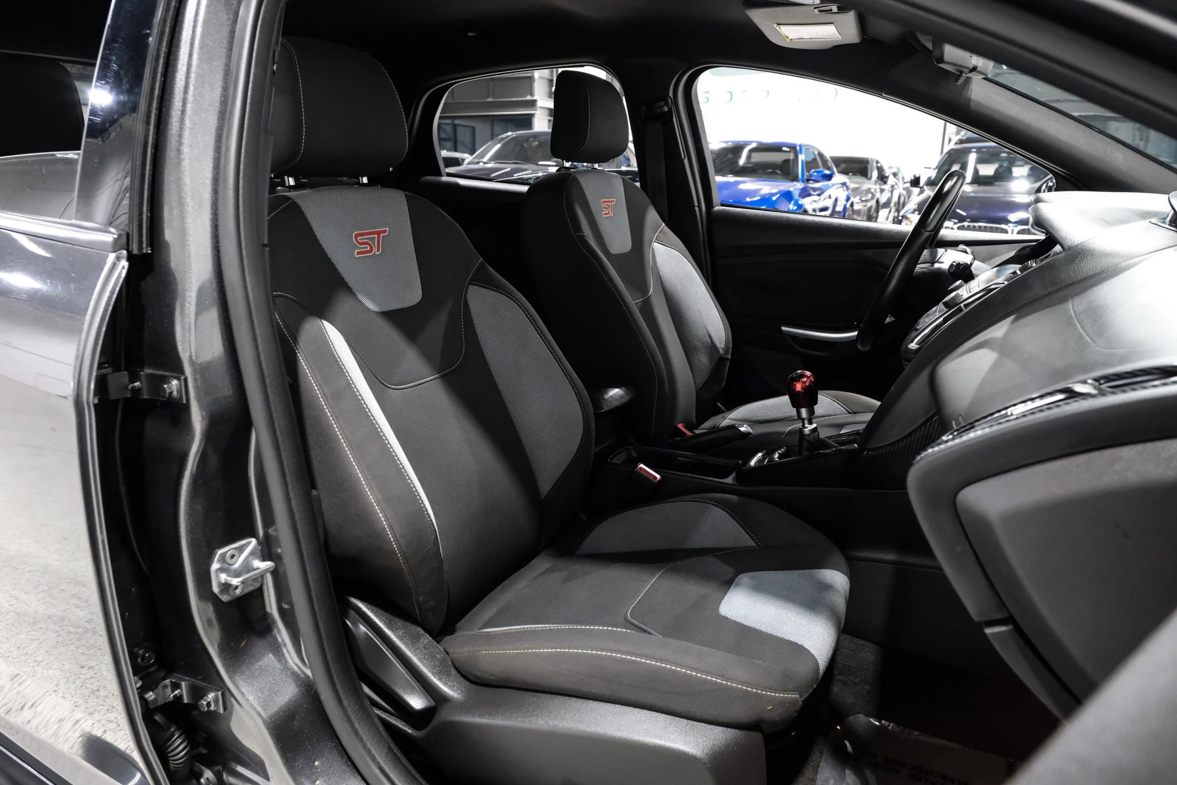 Used 2018 Ford Focus ST image 34