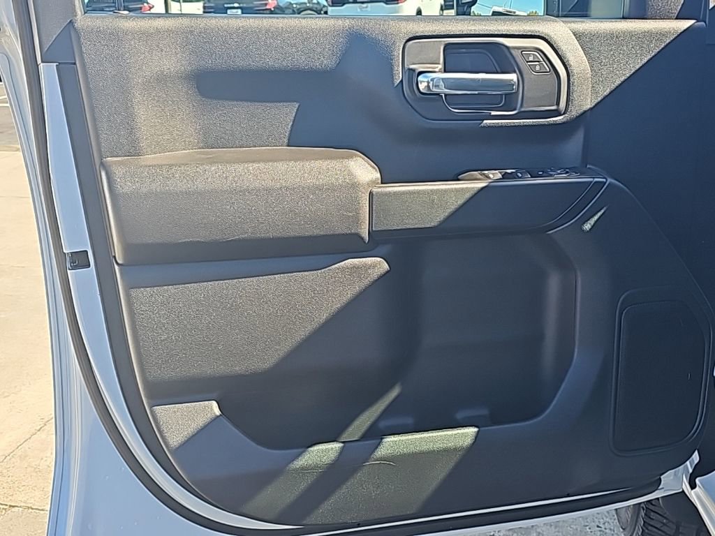 New 2026 GMC Sierra 2500 Pro w/ Convenience Package image 9