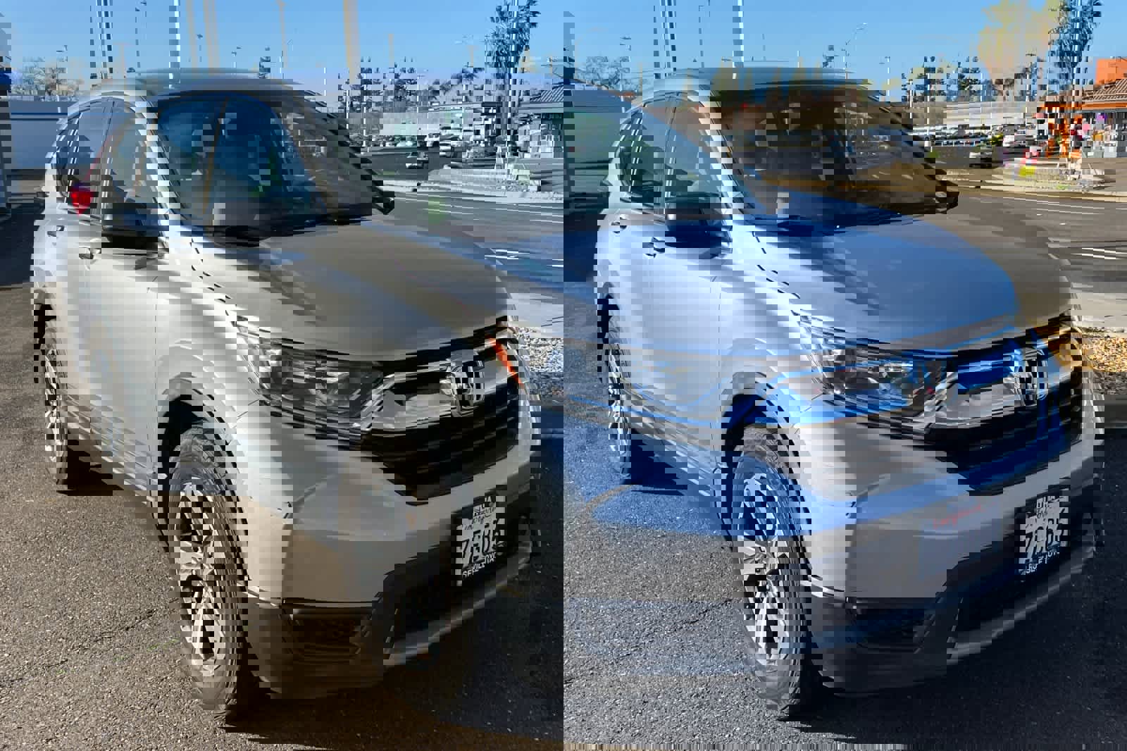 Used 2017 Honda CR-V LX image 3