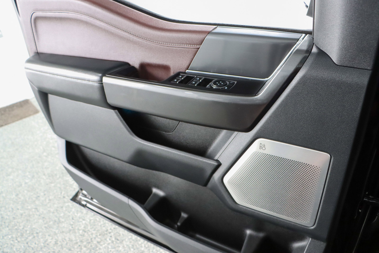 Used 2021 Ford F150 Lariat w/ Equipment Group 502A High image 24