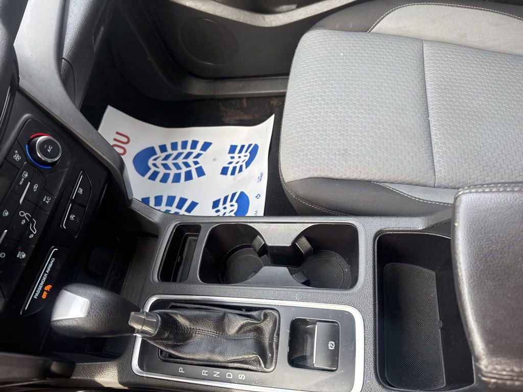 Used 2017 Ford Escape SE AWD/4WD image 32