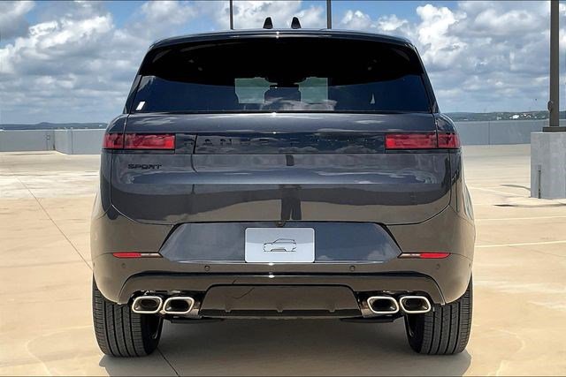 New 2025 Land Rover Range Rover Sport Dynamic SE image 4
