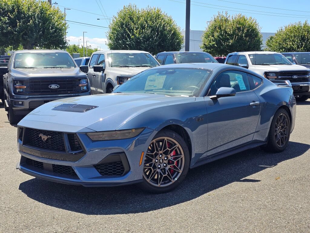 New 2026 Ford Mustang GT Premium w/ GT Performance Package RWD image 1