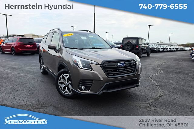 Used 2024 Subaru Forester Premium AWD/4WD image 1