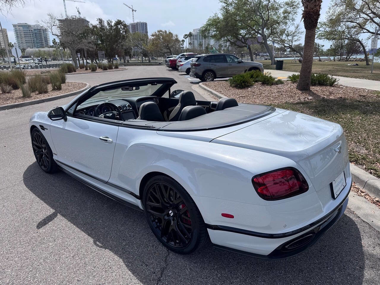 Used 2018 Bentley Continental GT Supersports image 31