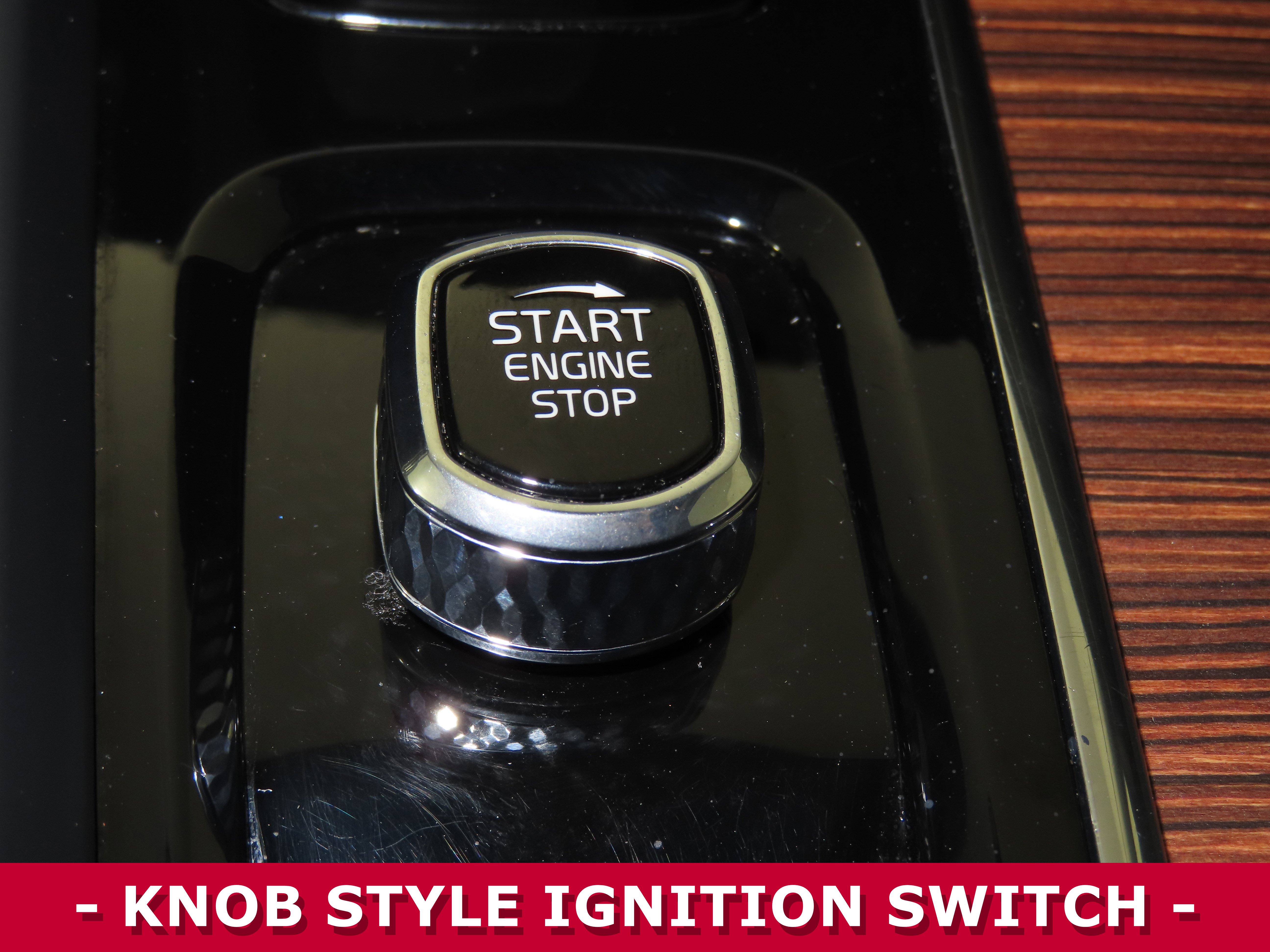 Used 2024 Volvo XC60 B5 Plus image 15