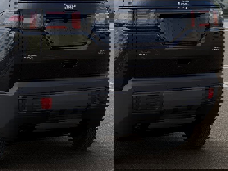 New 2026 Jeep Cherokee Laredo image 13