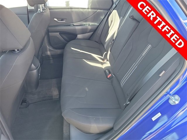 Certified 2025 Hyundai Elantra SEL image 18