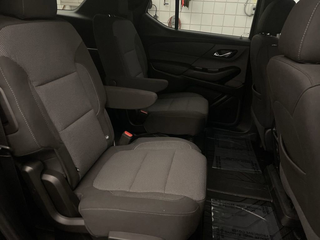 Used 2023 Chevrolet Traverse LT w/ LPO, Floor Liner Package AWD/4WD image 19