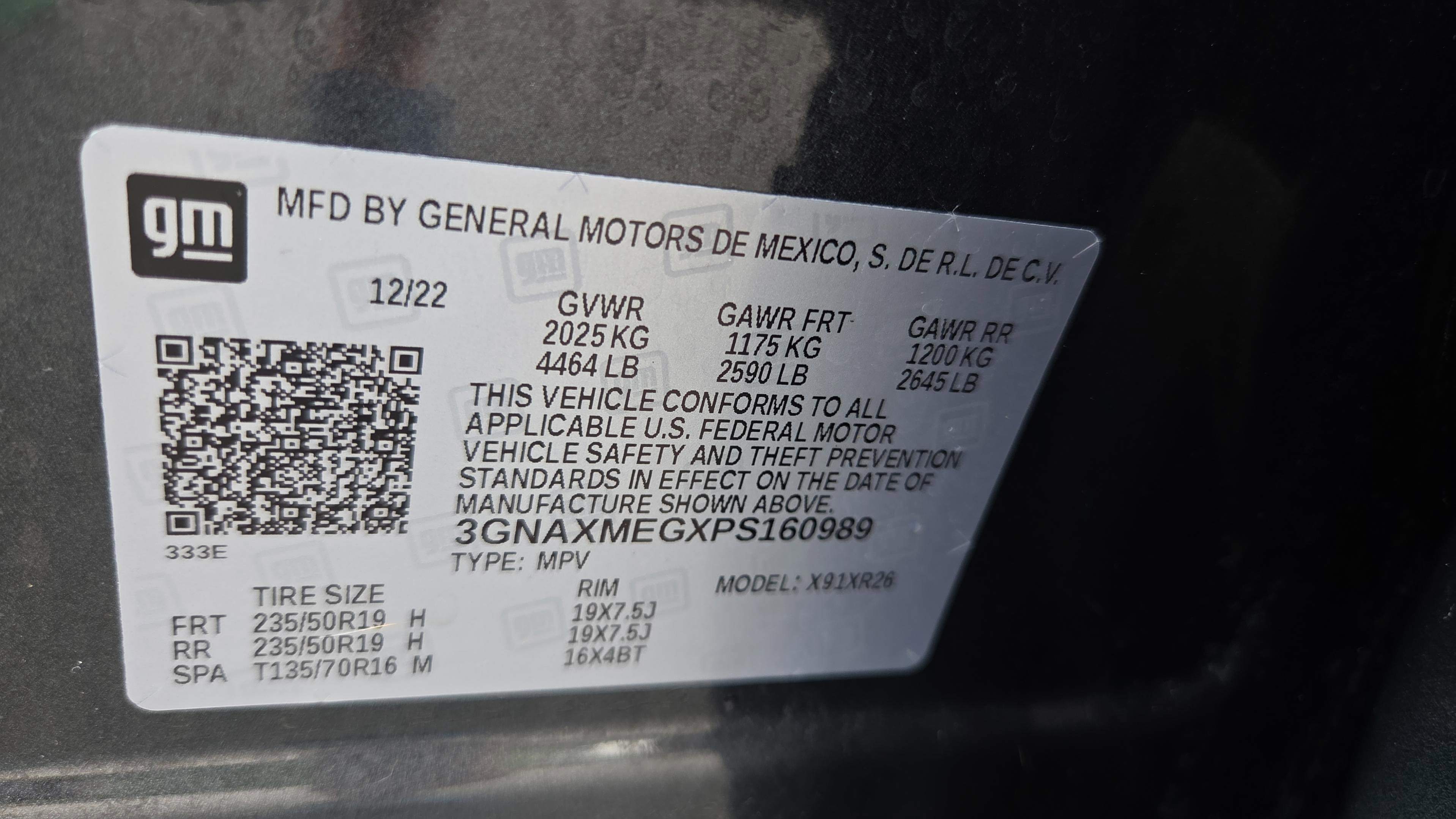 Used 2023 Chevrolet Equinox RS w/ RS Leather Package image 17