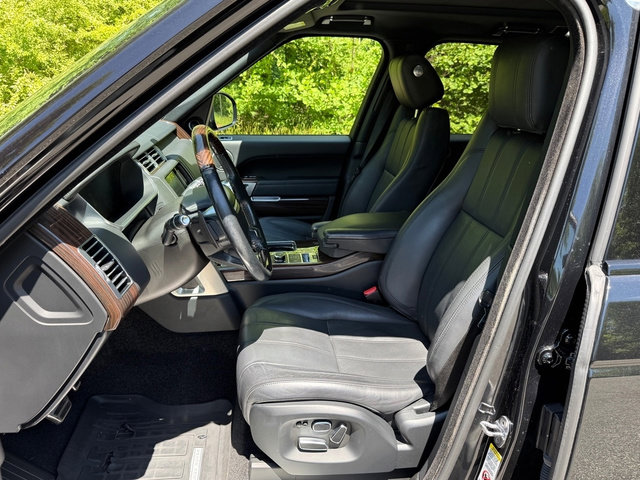 Used 2014 Land Rover Range Rover Supercharged AWD/4WD image 11
