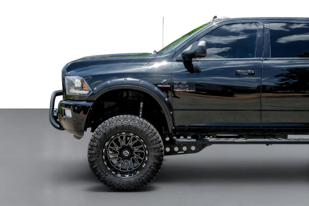 Used 2017 RAM 2500 Laramie w/ Sport Appearance Group AWD/4WD image 10