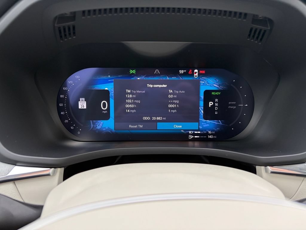Certified 2025 Volvo XC60 T8 Plus AWD/4WD image 13