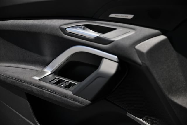 New 2026 Audi SQ5 Premium Plus AWD/4WD image 16