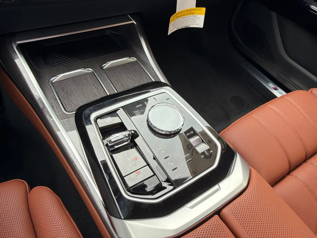 New 2026 BMW 760i xDrive w/ Executive Package AWD/4WD image 21