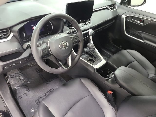 Certified 2023 Toyota RAV4 XLE Premium AWD/4WD image 27